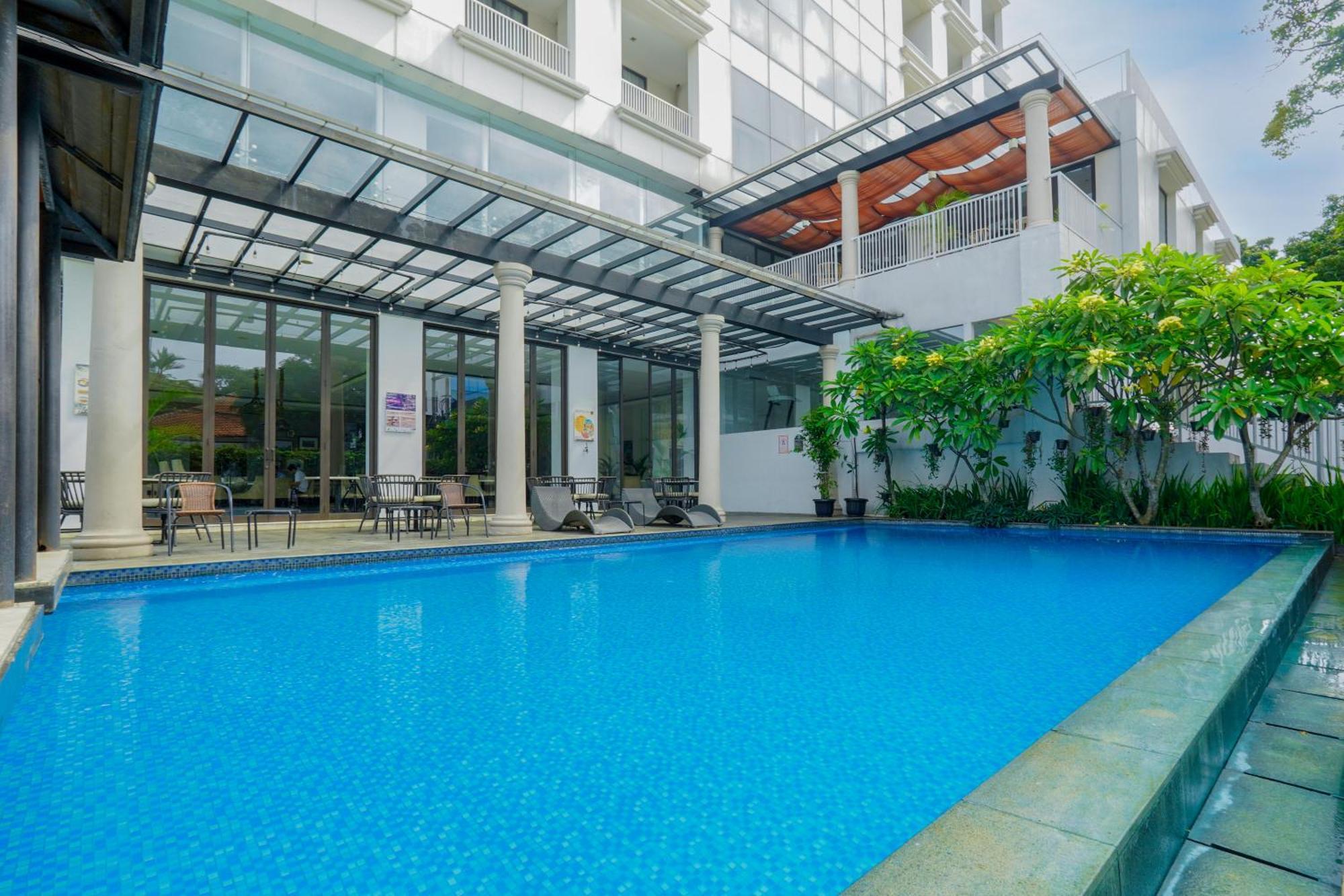 โรงแรมรอยัล ปัดจาจารัน โบกอร์ ภายนอก รูปภาพ